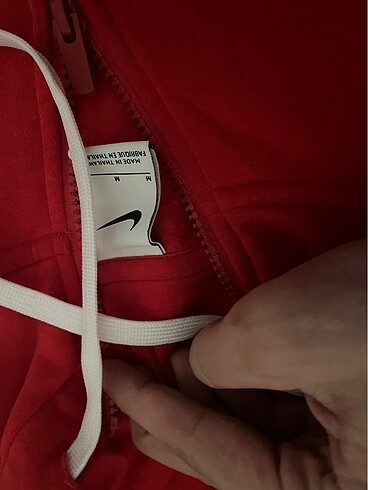 m Beden Nike kırmızı hırka