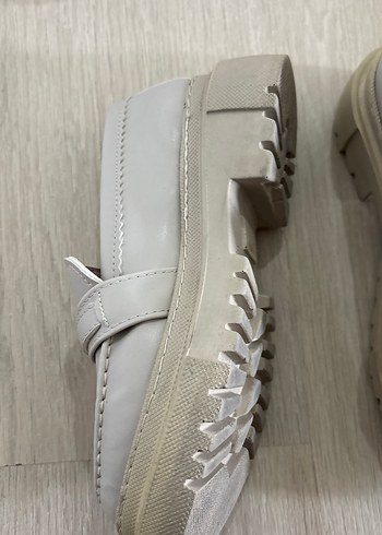 Beyaz Klasik Kız Loafer Ayakkabı - Görsel 2