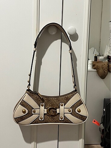 guess çanta