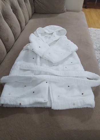 3 Yaş Beden orijinal Zara marka 3 yaş çocuk bornoz tertemiz