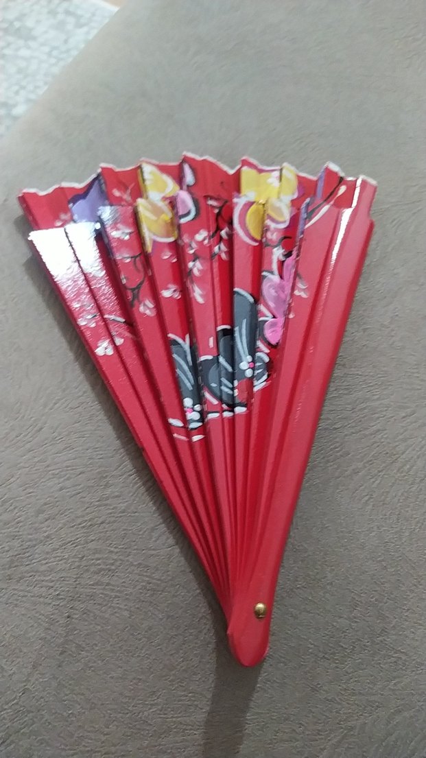 Renkli Çiçek Desenli Kırmızı Yelpaze - Görsel 5