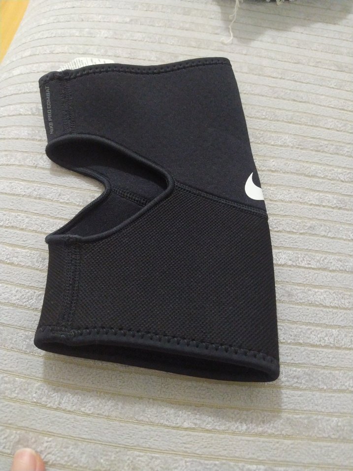 orijinal Nike marka dizlik - Görsel 2
