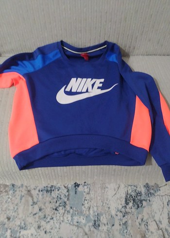Nike m