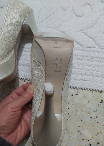 Dantel Detaylı Beyaz Platform Topuklu marcatelli - Görsel 4