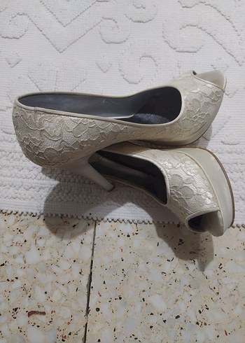 Dantel Detaylı Beyaz Platform Topuklu marcatelli - Görsel 6