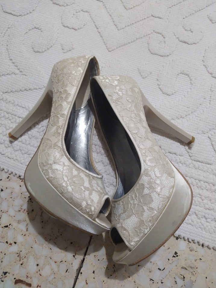 Dantel Detaylı Beyaz Platform Topuklu marcatelli - Görsel 2