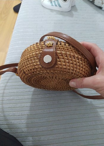 Bej Örgü Detaylı Yuvarlak Kadın Çapraz Çanta - Görsel 5