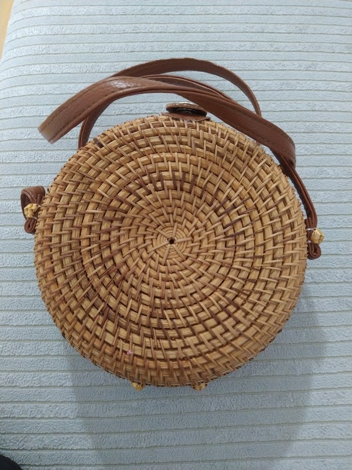 Bej Örgü Detaylı Yuvarlak Kadın Çapraz Çanta - Görsel 2