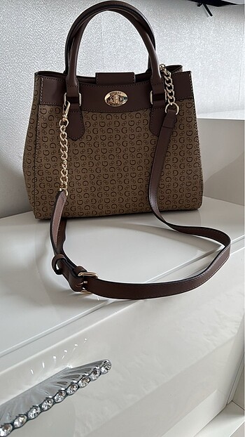 Guess guess çanta