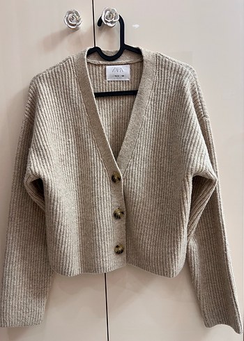 Zara Bej V Yaka Triko Hirka