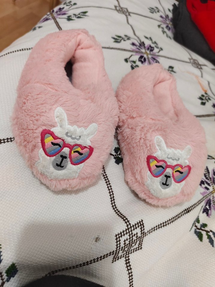 Pembe Nakışlı Kız Çocuk Peluş Terlik panduf 30 33 numaraya olur - Görsel 3