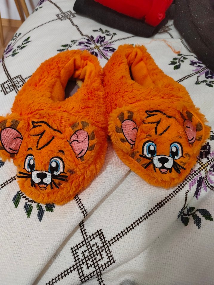 Turuncu Leopar Desenli Kız Çocuk Peluş Terlik unisex panduf - Görsel 3