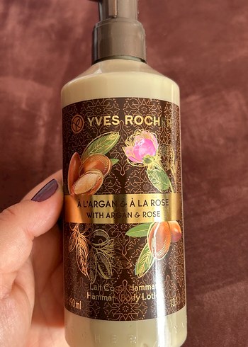 Yves Rocher Argan ve Gül Vücut Losyonu 390 ml