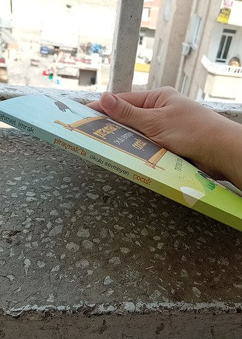 Beden Piraynak'la Okulu Sevmeyen Çocuk