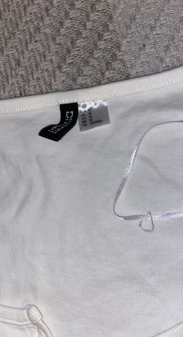 Düğmeli Beyaz Keten Kısa Kollu Bluz - Görsel 3