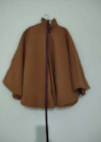 Bej Yüksek Yakalı Kadın Panço - Görsel 4