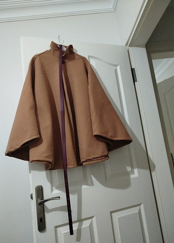 Bej Yüksek Yakalı Kadın Panço - Görsel 5