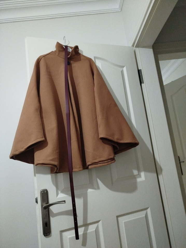 Bej Yüksek Yakalı Kadın Panço - Görsel 5