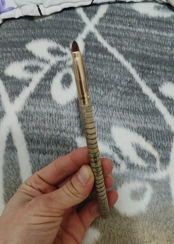 sim ve ışıltılı far oturtma uygulama fırçası - Görsel 2