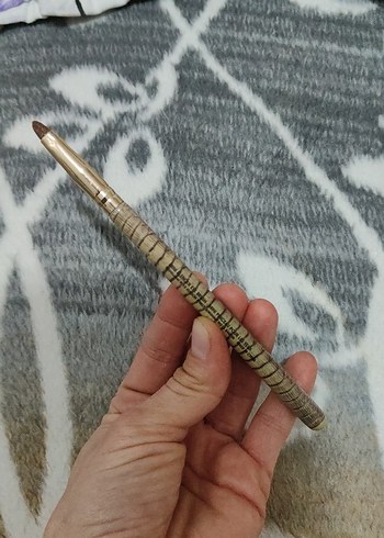 sim ve ışıltılı far oturtma uygulama fırçası - Görsel 5