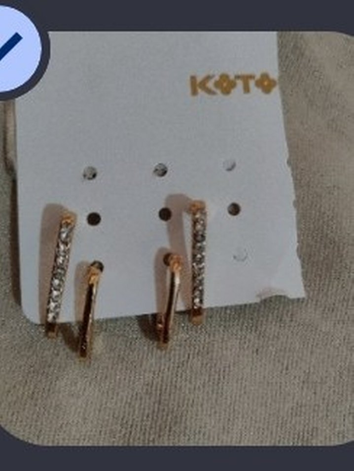 Kadın Altın Tokalı Küpe - Görsel 3