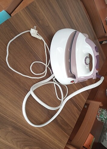 Buhar Jenaratörlü ütü  VESTEL V-Press 2000 - Görsel 4