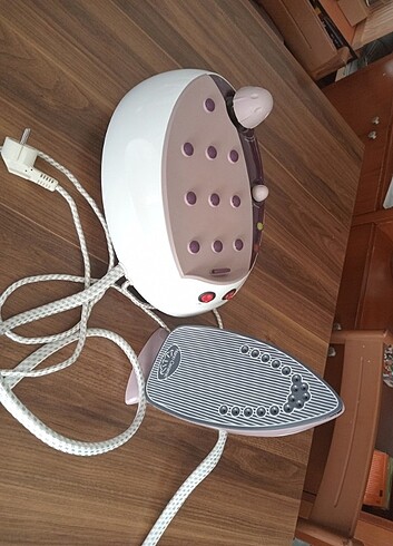 Buhar Jenaratörlü ütü  VESTEL V-Press 2000 - Görsel 6