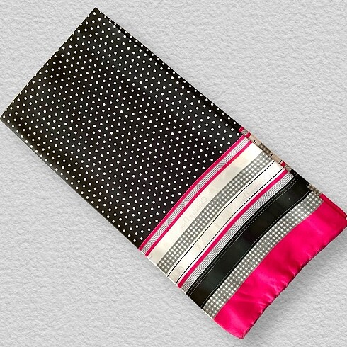 Puantiye Twill Eşarp Fuşya&Siyah