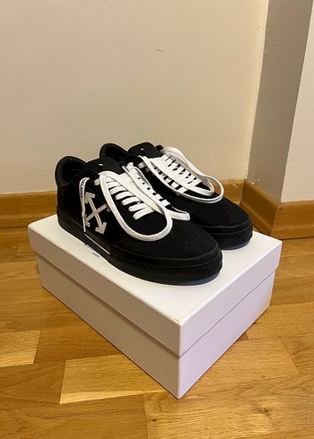 Off-White Siyah Off White Sneakers