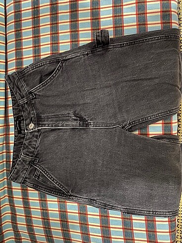Trenyolmilla siyah kot pantolon straight