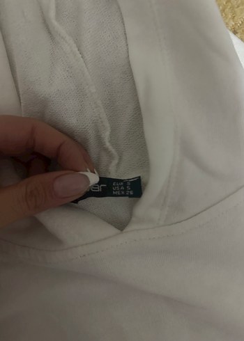 Beyaz Kapüşonlu Kadın Sweatshirt - Görsel 2