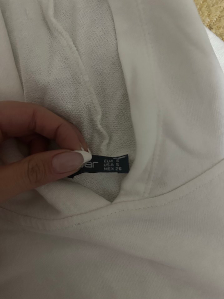 Beyaz Kapüşonlu Kadın Sweatshirt - Görsel 2