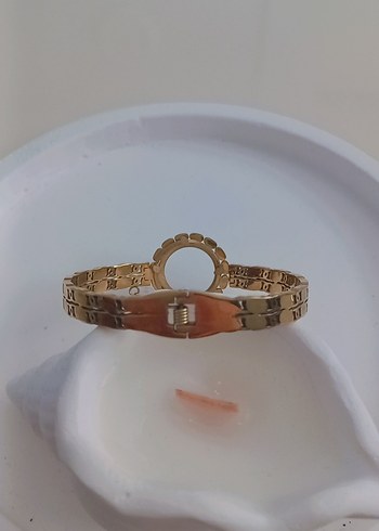 Zincir Detaylı Altın Renk Kadın Bileklik kelepçeli Çelik - Görsel 3