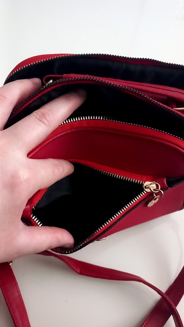 Kırmızı Kadın Çanta Fermuarlı Modern 1 defa kullanıldı - Görsel 4
