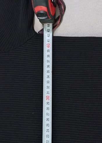 siyah triko kazak 2 defa giyildi - Görsel 4