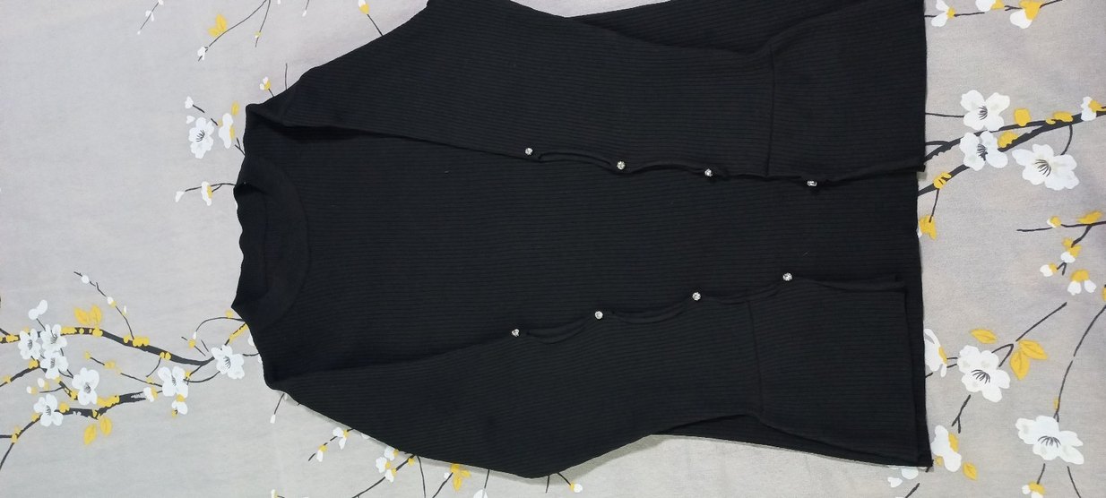 siyah triko kazak 2 defa giyildi - Görsel 2