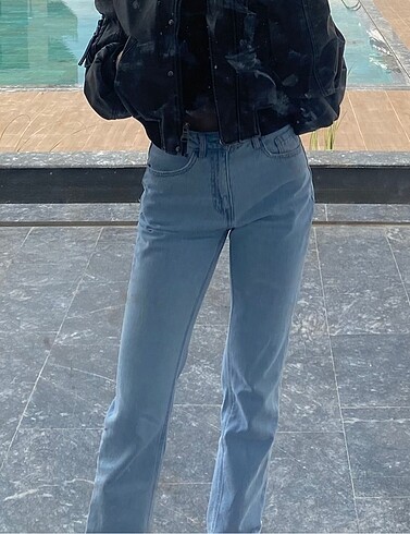34 Beden mavi Renk STRADIVARIUS Buz Mavi Jean