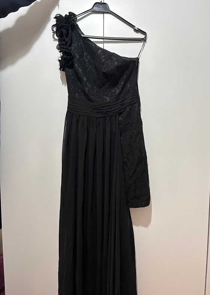 Cengiz abazoğlu tasarımı elbise - Görsel 3