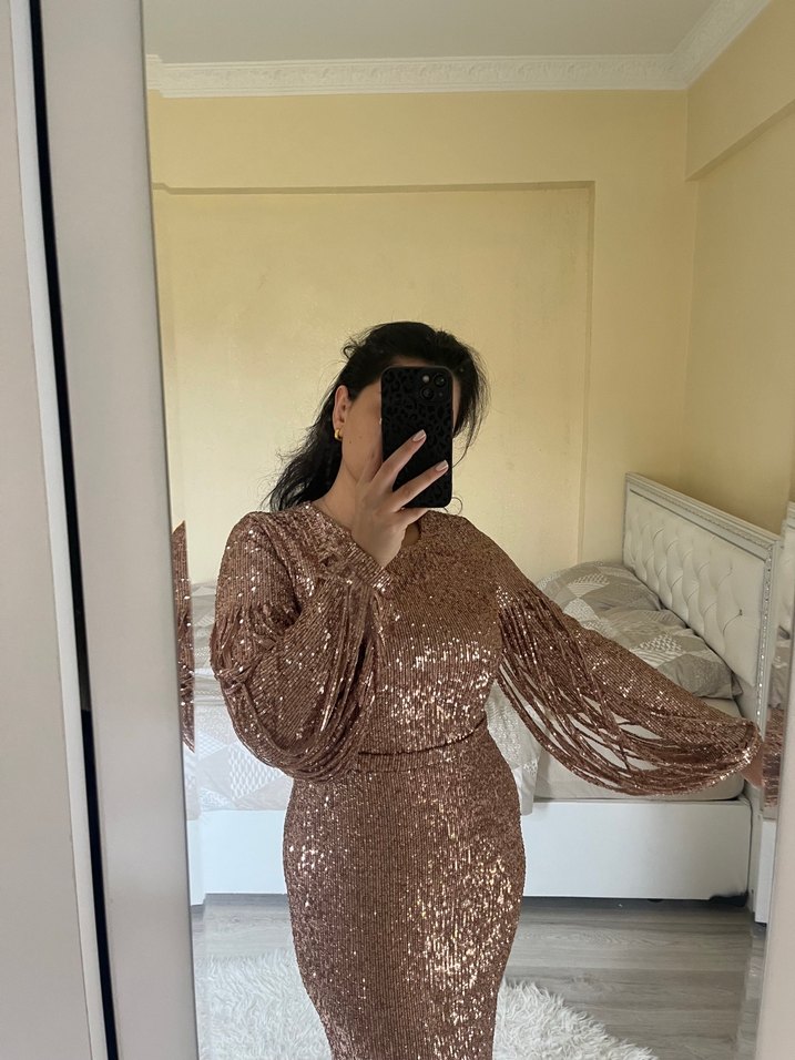 Parlak Bakır renkli Payetli Uzun Abiye Elbise - Görsel 3