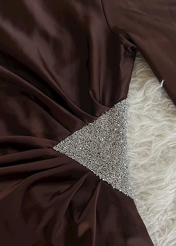 Kahverengi Uzun Kollu Drapeli Abiye Elbise - Görsel 5