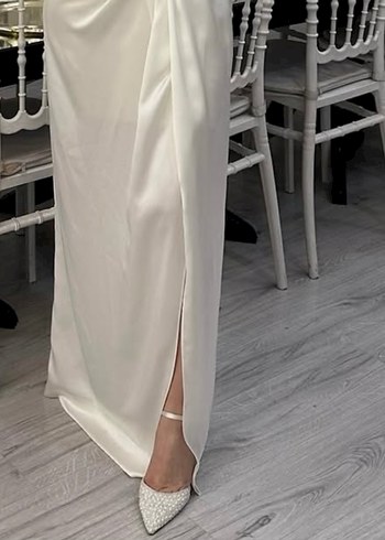 İnci İşlemeli Beyaz Stiletto Topuklu Ayakkabı - Görsel 4