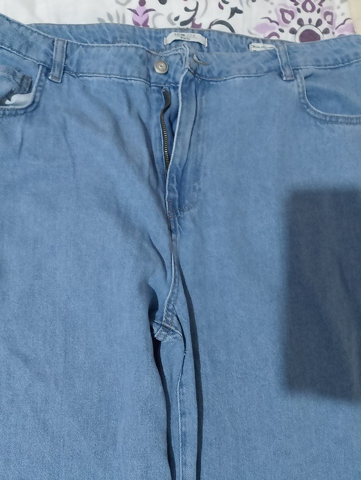 Kadın Mavi Bol Kesim Midi Kot Pantolon - Görsel 4