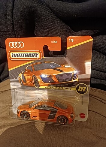 Beden AUDİ R8 SUPER CHASE MATCHBOX