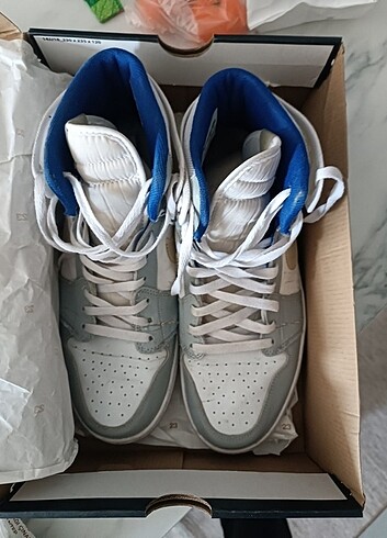 45 Beden çeşitli Renk Nike ayakkabı