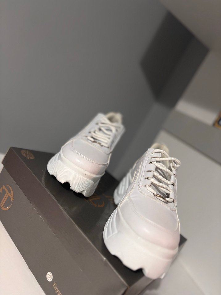 Spor Ayakkabı - Görsel 4