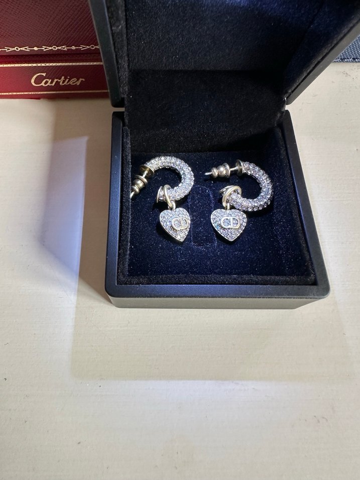 Dior Benzeri Küpe - Görsel 4