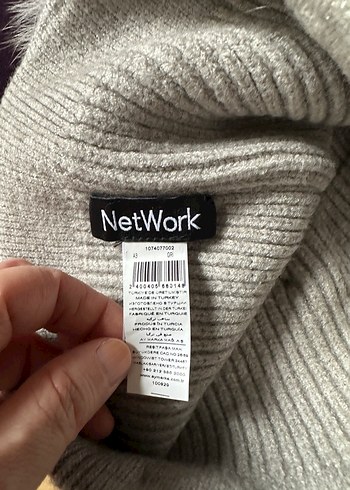 Network Tüylü Ponponlu Gri Kadın Bere - Görsel 4