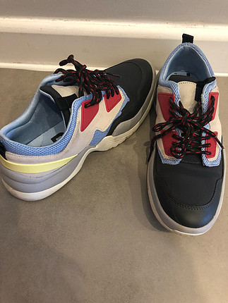 Zara Sneakers