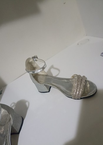 Şeffaf kız çocuk ayakkabiTopuklu - Görsel 2