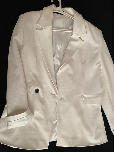 Beyaz blazer
